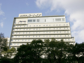 画像:ホテルルートイン大阪本町外観