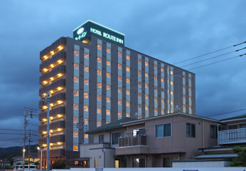 画像:ホテルルートイン伊勢原大山インター -国道246号-外観