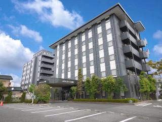 画像:ホテルルートイン結城外観
